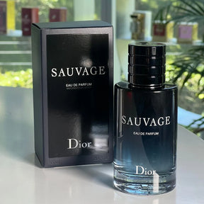 Combo de 4 perfumes - 212 Black, Bleu de Chanel, Sauvage, Light Blue 100ML